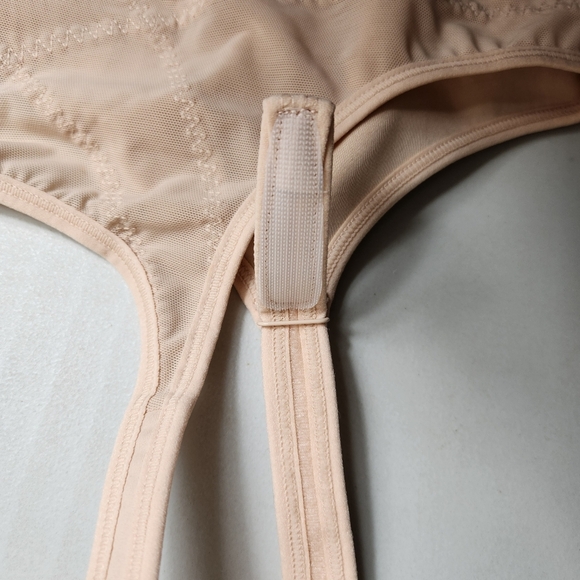 DELIMIRA Wmns |40B| Front Close Posture Wireless Back Support Full Coverage Bra - Picture 7 of 12